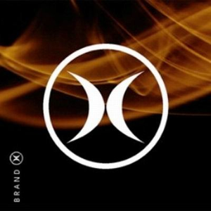 一边摸一边抽搐一进一出视频
